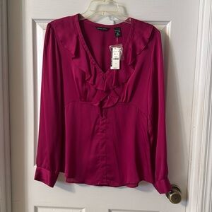 NWT New York & Company v neck blouse